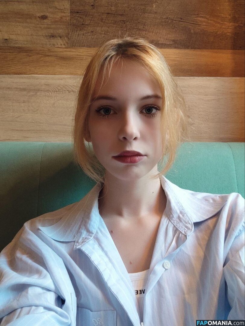Altheadoyel / Fafa_fluff / KerryMezo / KinaBattig Nago OnlyFans  Przeciekłe zdjęcie #2