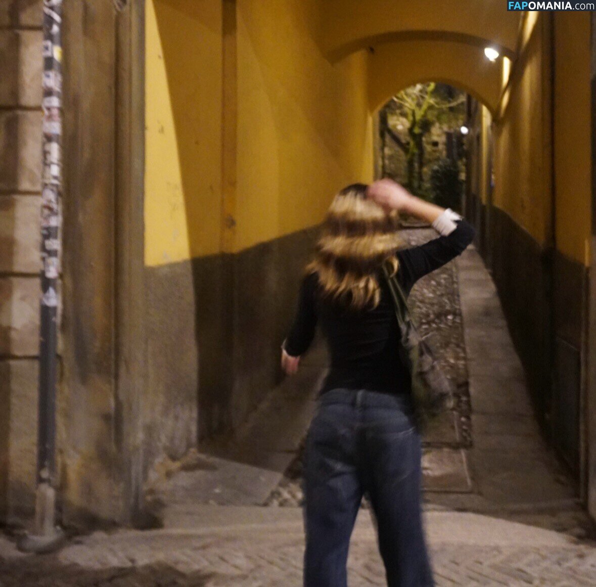 Alysa Liu / AlysaLiu / alysaxliu / https: Nago OnlyFans  Przeciekłe zdjęcie #1