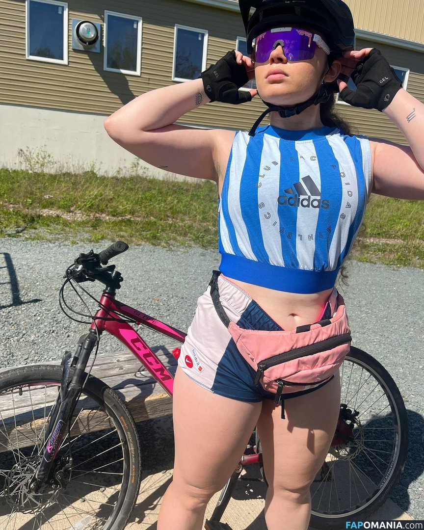 Alyssa Cleversey / lyss.fits Nago OnlyFans  Przeciekłe zdjęcie #2