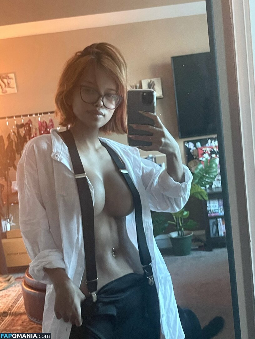 Alyssa Silos / Alythuh Nago OnlyFans  Przeciekłe zdjęcie #1