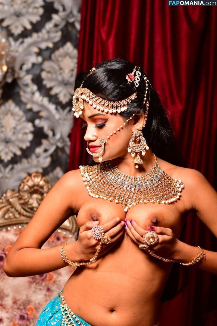 Amaira Roy / Rose Roy / rose_mary_official2023 Nago OnlyFans  Przeciekłe zdjęcie #14