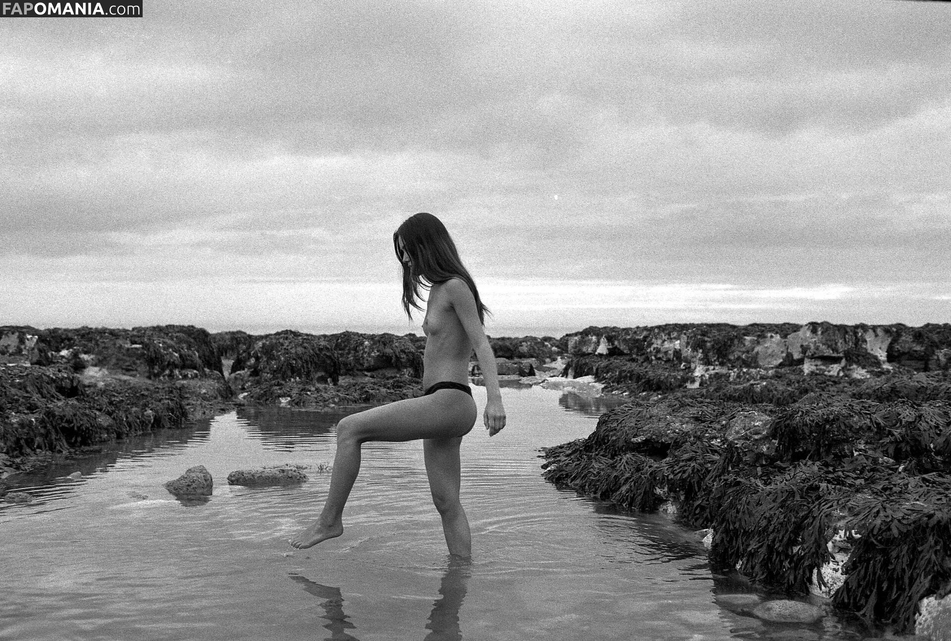 Amalia Strand / amalia_strand Nago OnlyFans  Przeciekłe zdjęcie #2