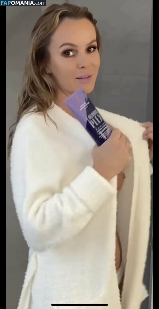 Amanda Holden / noholdenback Nago OnlyFans  Przeciekłe zdjęcie #461
