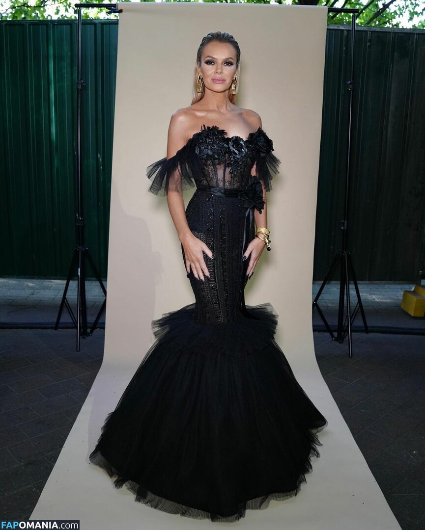 Amanda Holden / noholdenback Nago OnlyFans  Przeciekłe zdjęcie #622