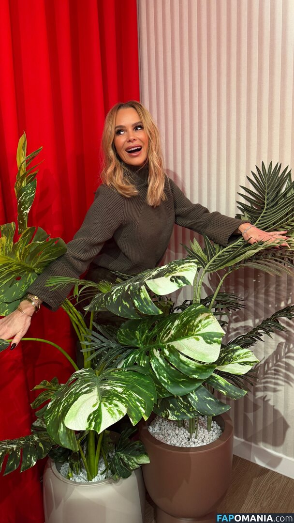 Amanda Holden / noholdenback Nago OnlyFans  Przeciekłe zdjęcie #1899