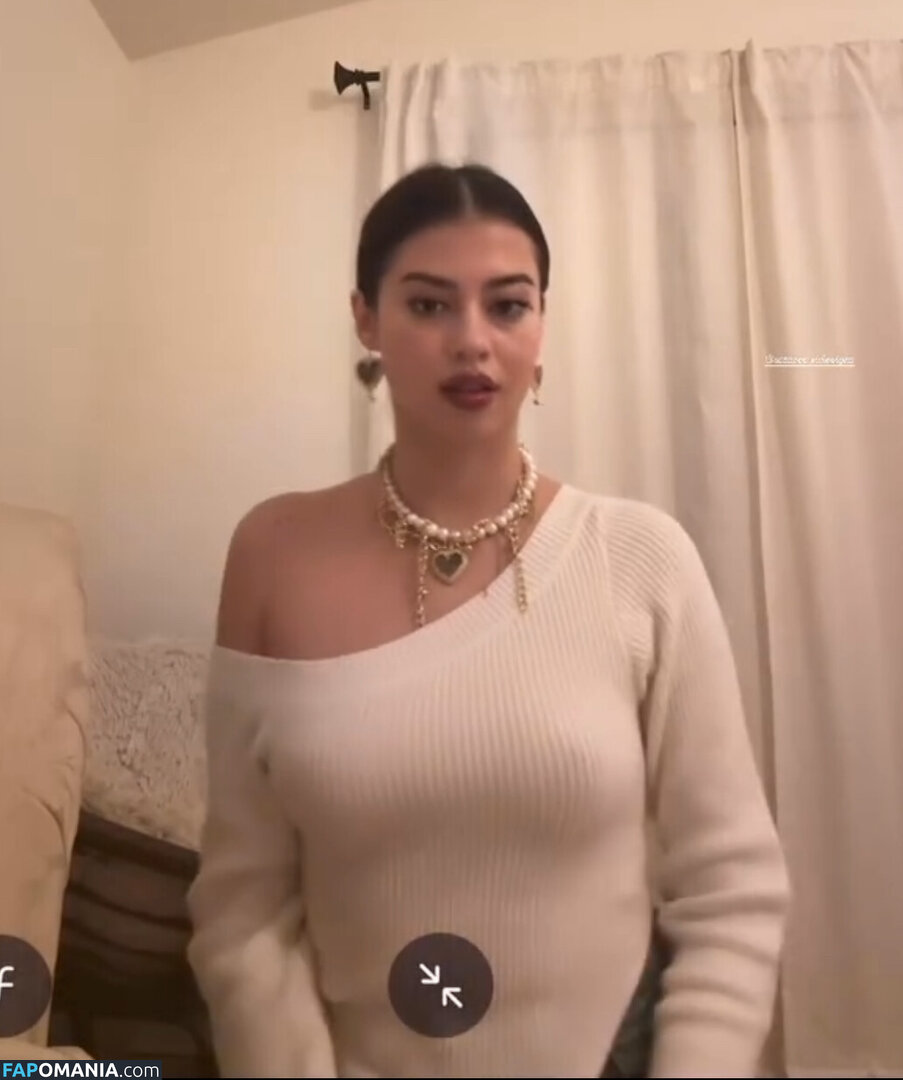 Amber Midthunder / ambermidthunder Nago OnlyFans  Przeciekłe zdjęcie #1