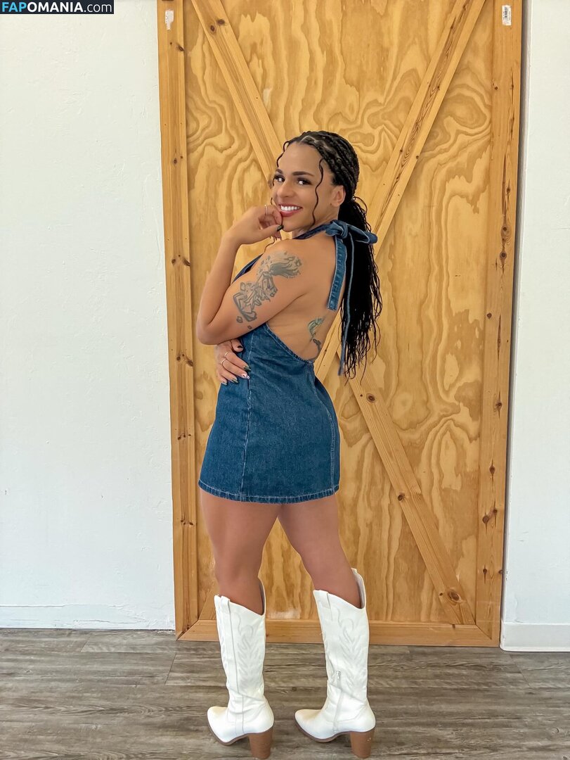 Amber Reacts / amber walker / ambercharity5 Nago OnlyFans  Przeciekłe zdjęcie #10