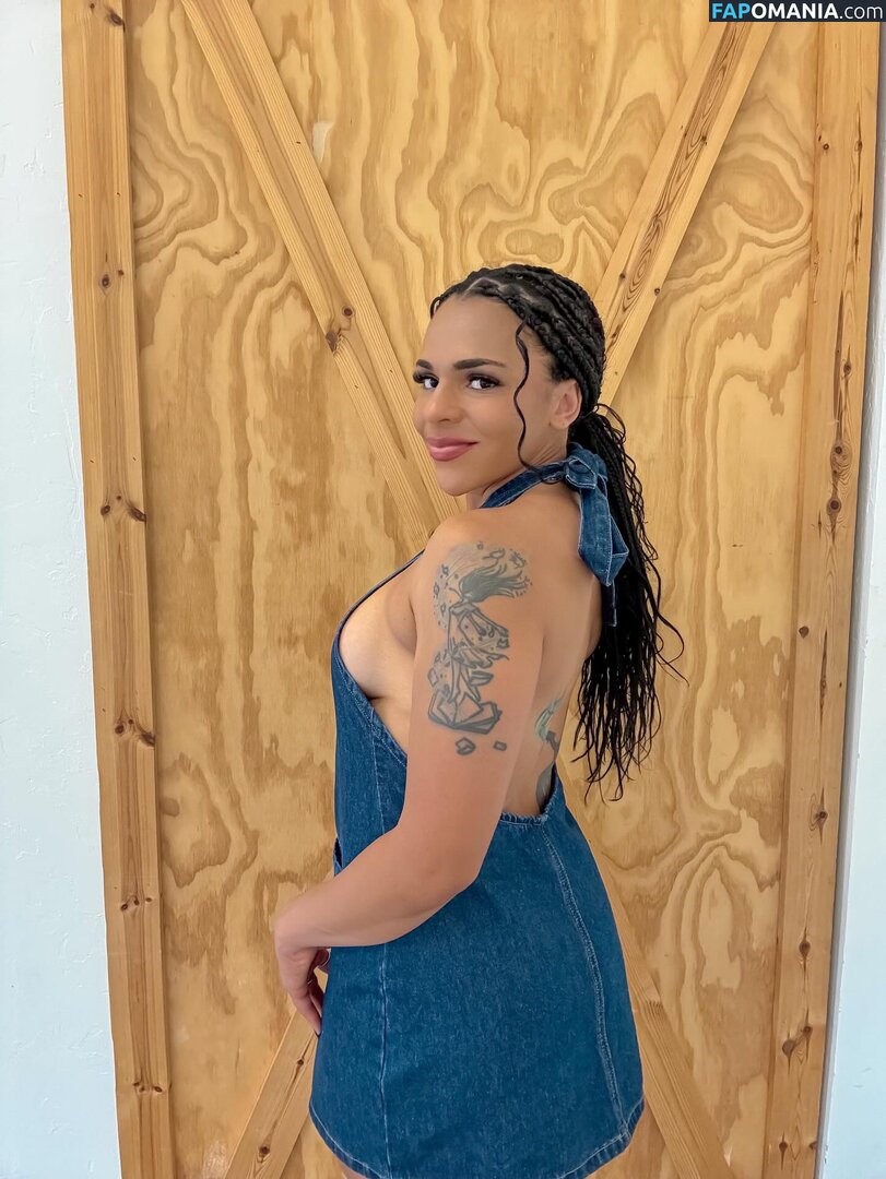 Amber Reacts / amber walker / ambercharity5 Nago OnlyFans  Przeciekłe zdjęcie #13