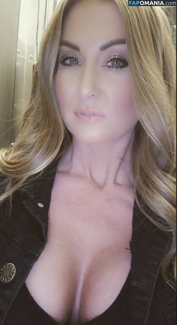 AmberHaines26 / Ambiedawn26 / Cougarfans3333 Nago OnlyFans  Przeciekłe zdjęcie #1