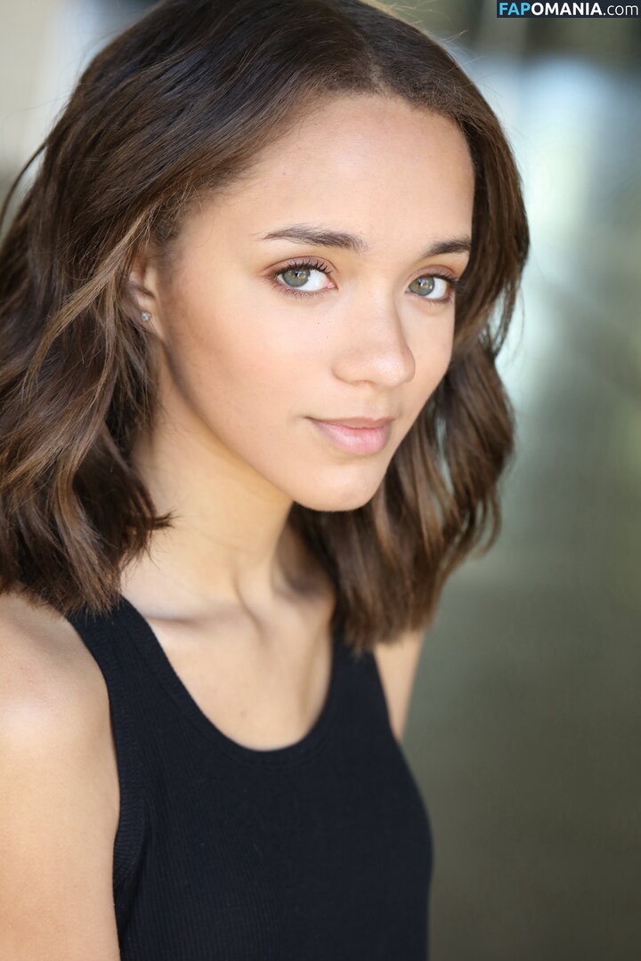 Amirah J Nago OnlyFans  Przeciekłe zdjęcie #4