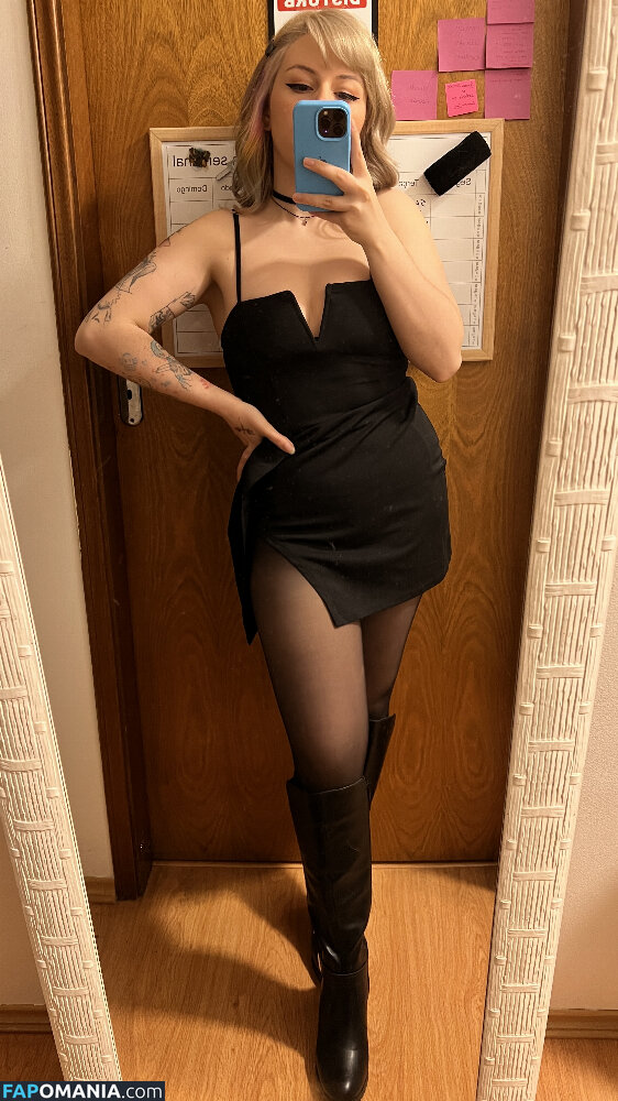 Ammyzitta / Amy Roviller / ammyxx Nago OnlyFans  Przeciekłe zdjęcie #4