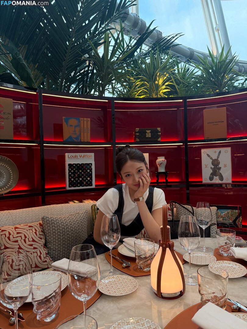 An IVE / An Yujin 안유진 | / _yujin_an Nago OnlyFans  Przeciekłe zdjęcie #1