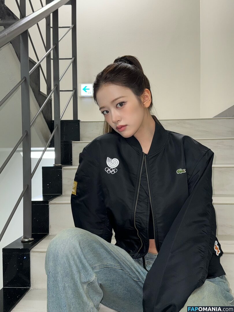 An IVE / An Yujin 안유진 | / _yujin_an Nago OnlyFans  Przeciekłe zdjęcie #10