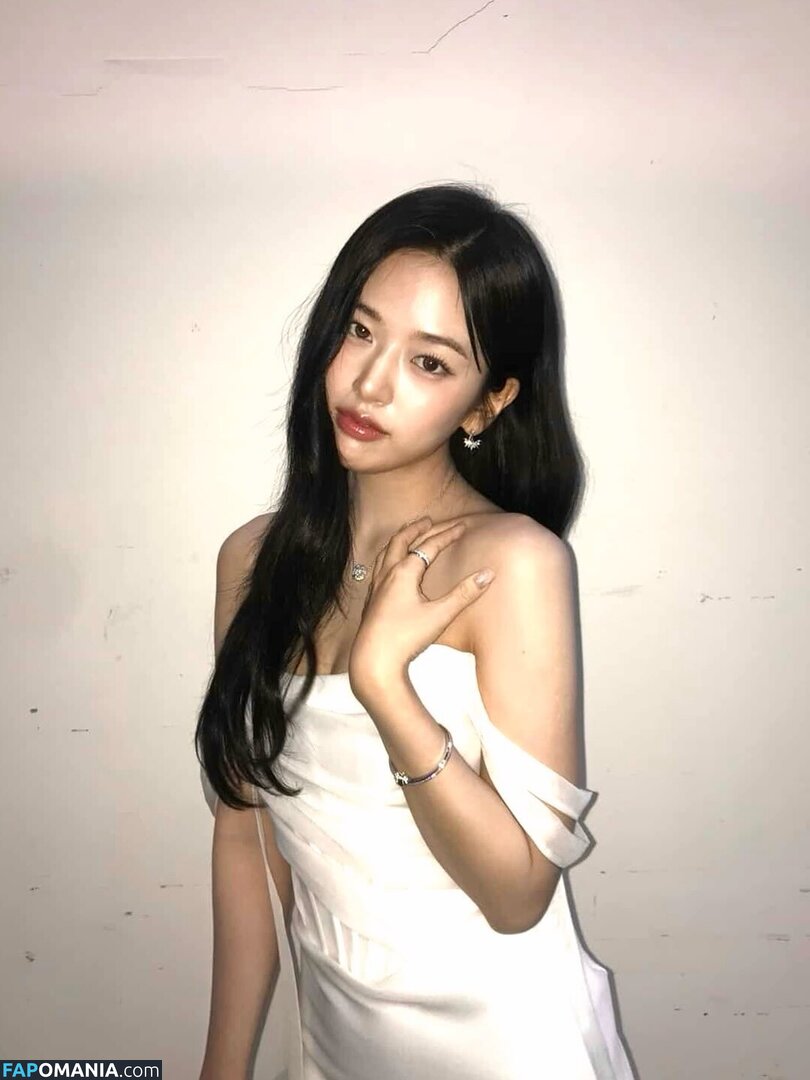 An IVE / An Yujin 안유진 | / _yujin_an Nago OnlyFans  Przeciekłe zdjęcie #30
