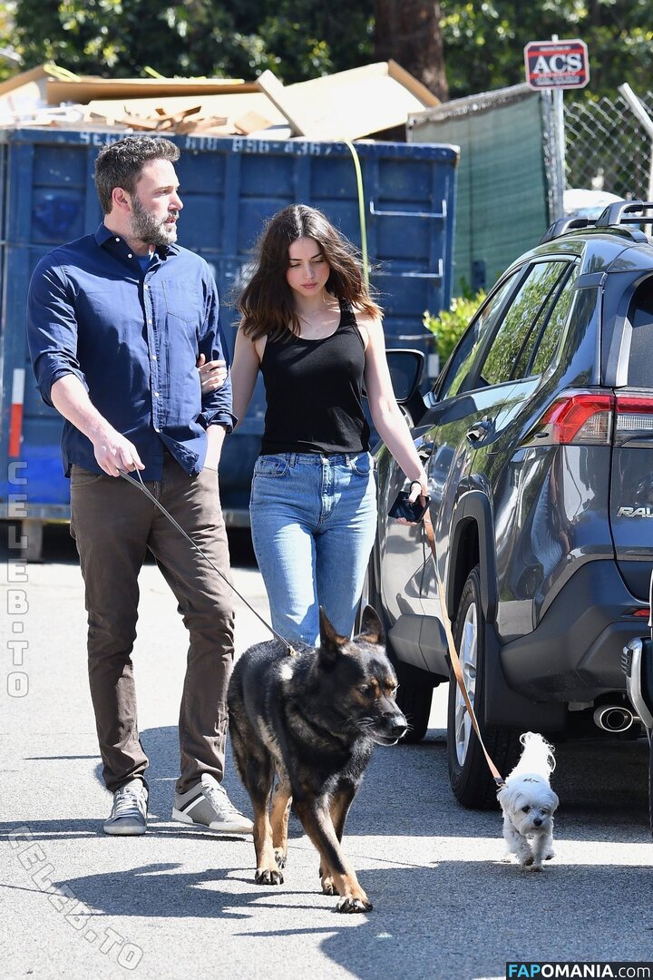 Ana De Armas / ana_d_armas / anadearmas / anadearmasdaily / https: Nago OnlyFans  Przeciekłe zdjęcie #1385