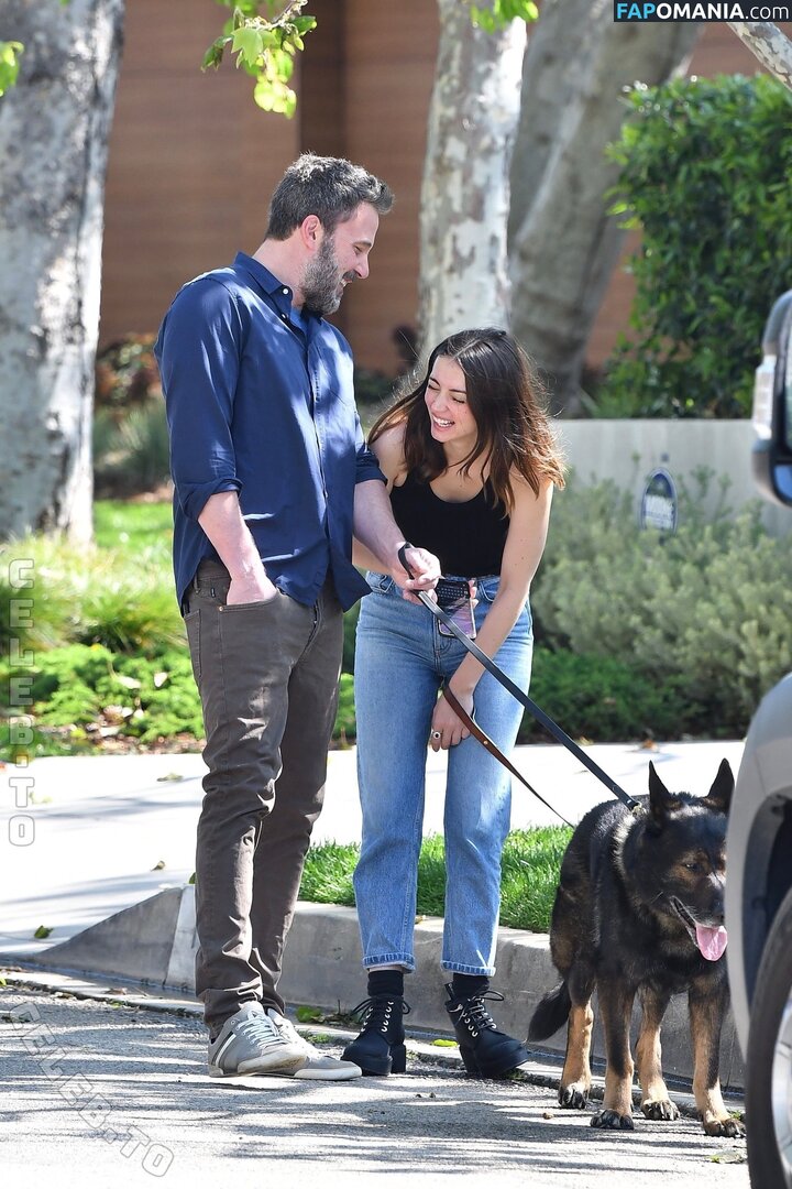 Ana De Armas / ana_d_armas / anadearmas / anadearmasdaily / https: Nago OnlyFans  Przeciekłe zdjęcie #1387