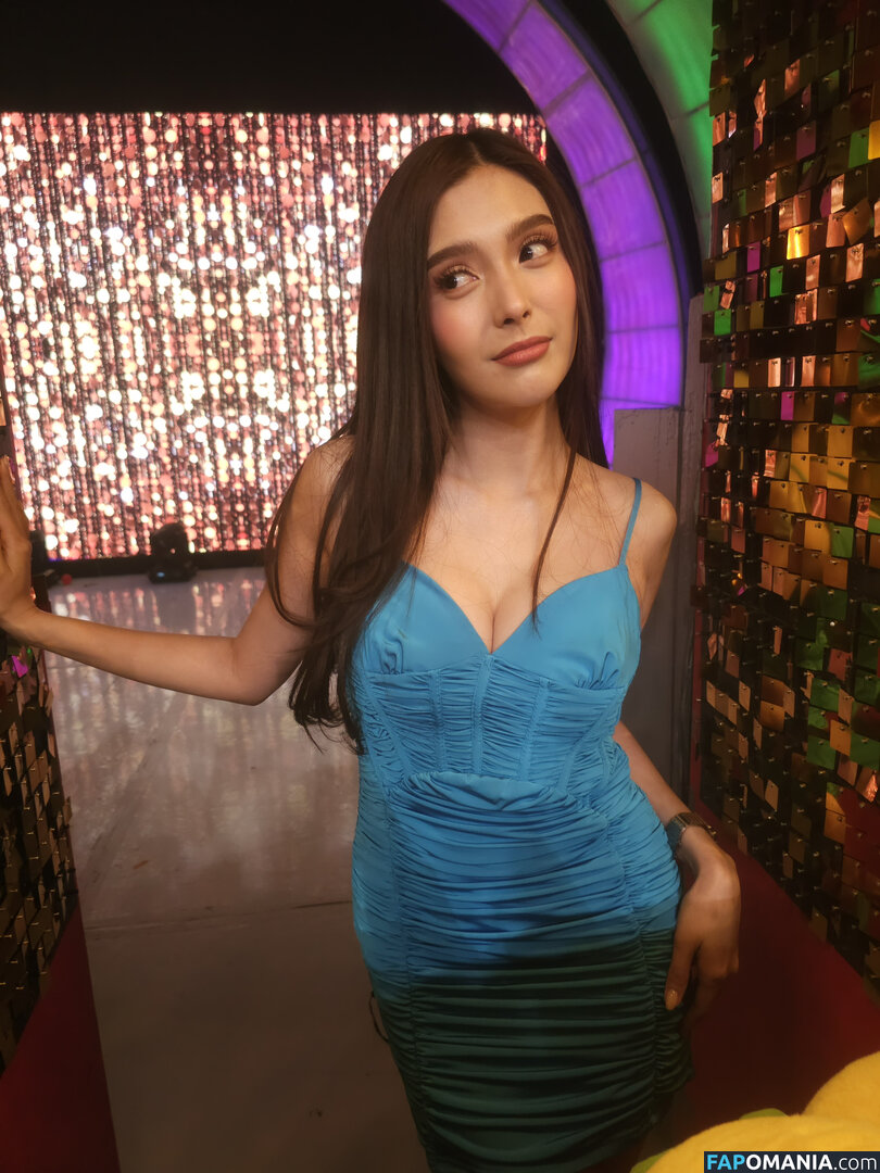 Analyn Barro Nago OnlyFans  Przeciekłe zdjęcie #4