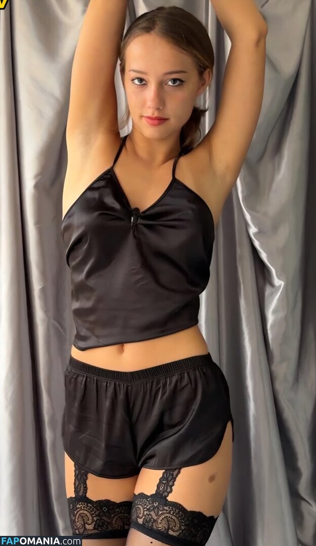 Anfisaria Riazhkina / Odd-Crab8566 / anfisaria Nago OnlyFans  Przeciekłe zdjęcie #9