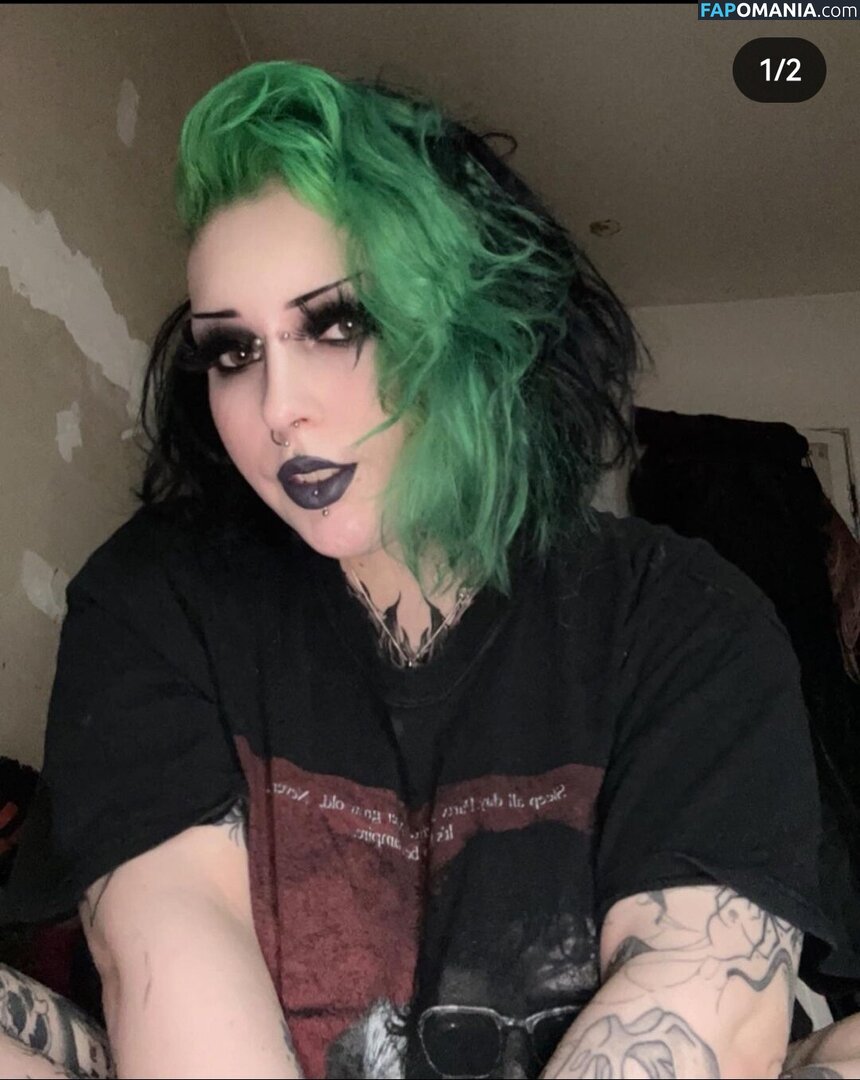 angel_bitxh / angelbitxh_ Nago OnlyFans  Przeciekłe zdjęcie #1