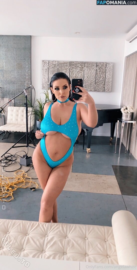 Angela White / angelawhite / angelawhitetv / https: / officialangelawhite / theangelawhite Nago OnlyFans  Przeciekłe zdjęcie #397