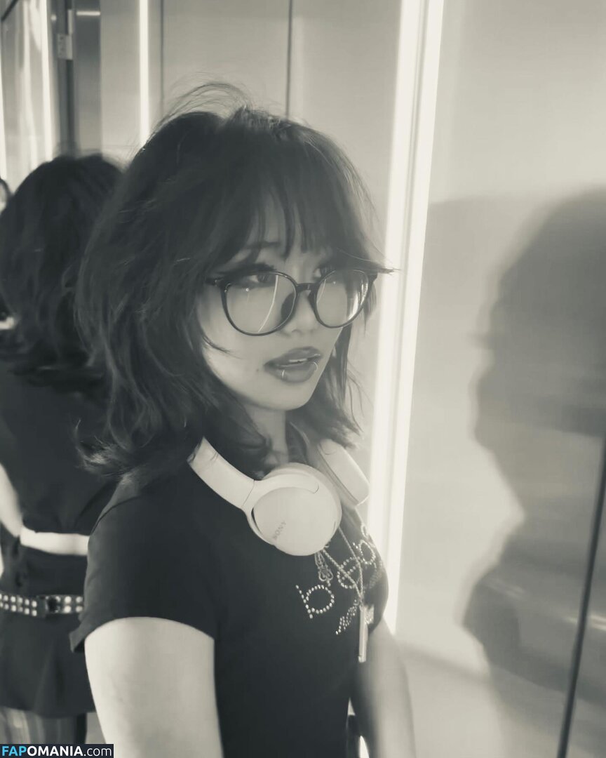 _angelmomo Nago OnlyFans  Przeciekłe zdjęcie #1