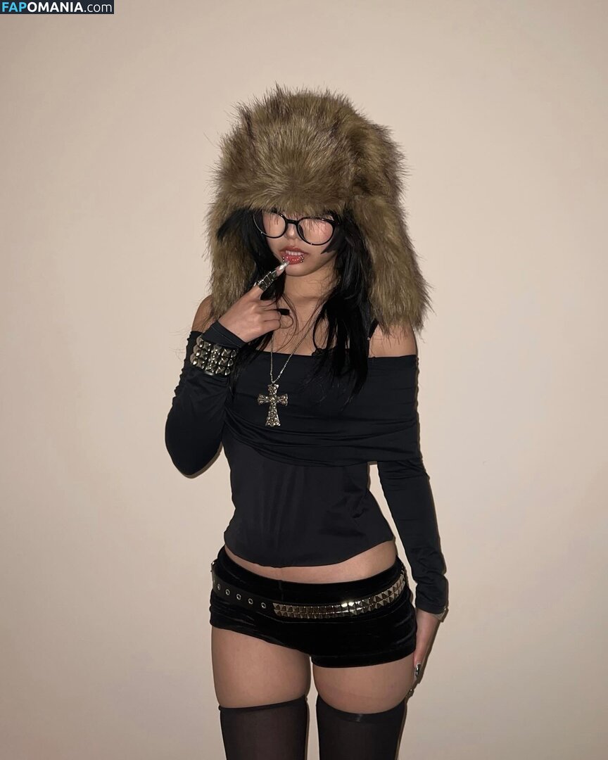 _angelmomo Nago OnlyFans  Przeciekłe zdjęcie #3