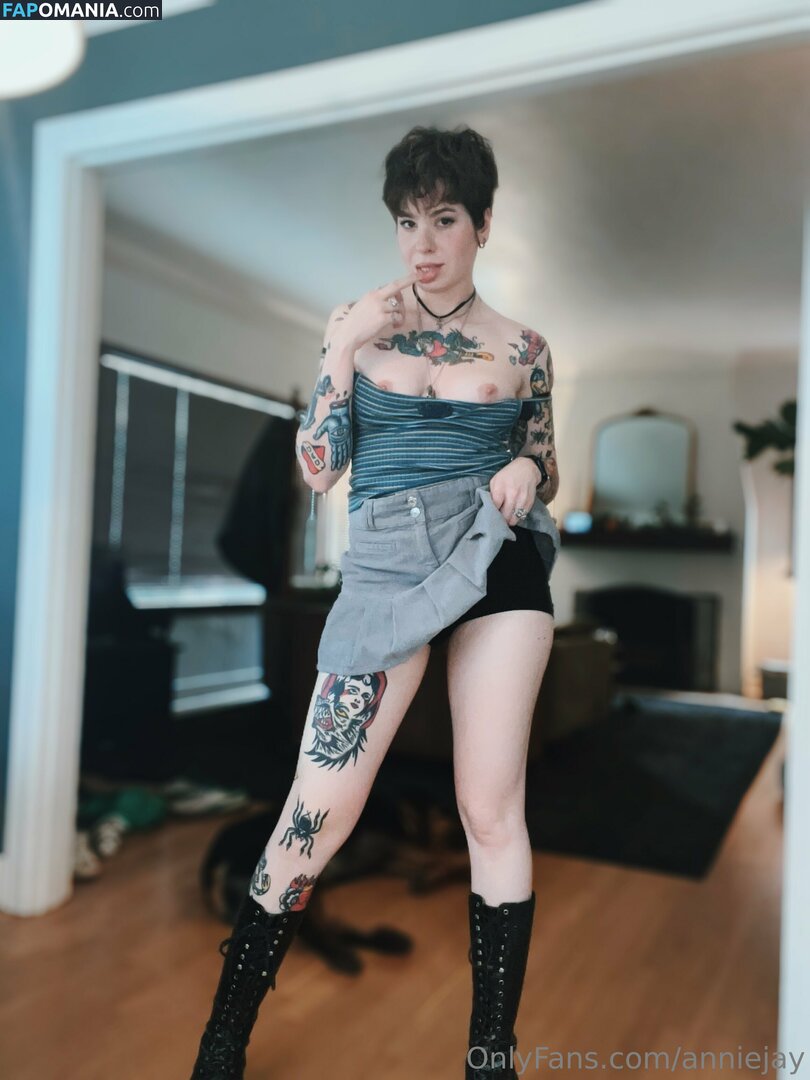 Anisa Jomha / AnisaJomha / AnisaTheGreasy / Annie Jay / anniejay Nago OnlyFans  Przeciekłe zdjęcie #214