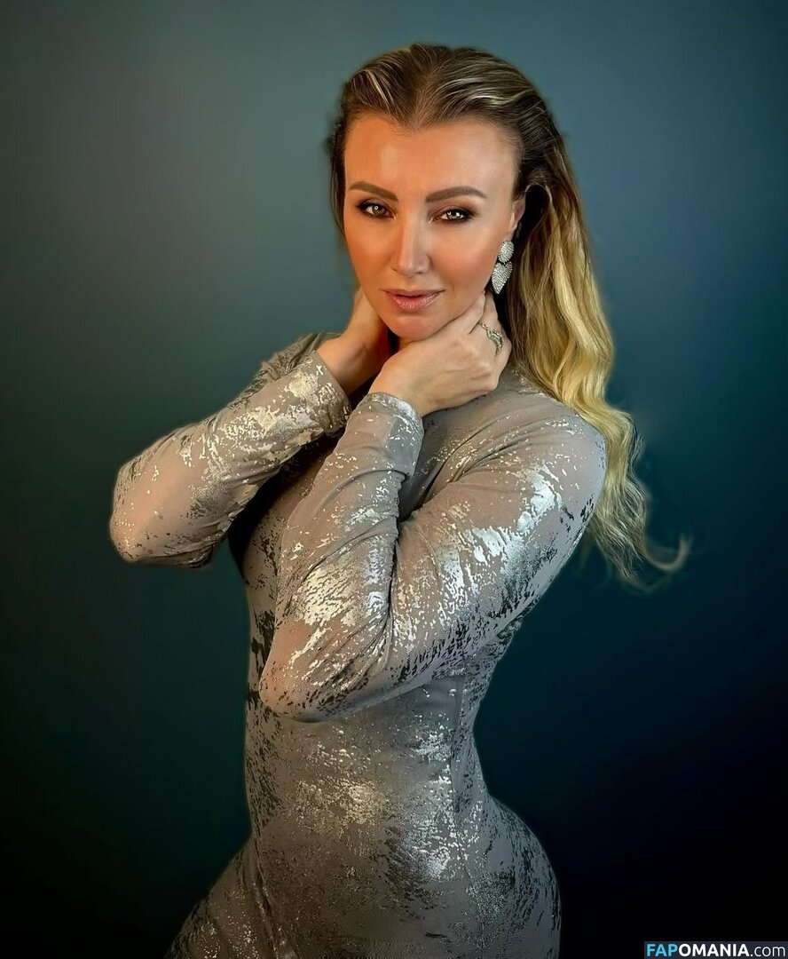 Anna Policarpova / aniuta_777 Nago OnlyFans  Przeciekłe zdjęcie #4