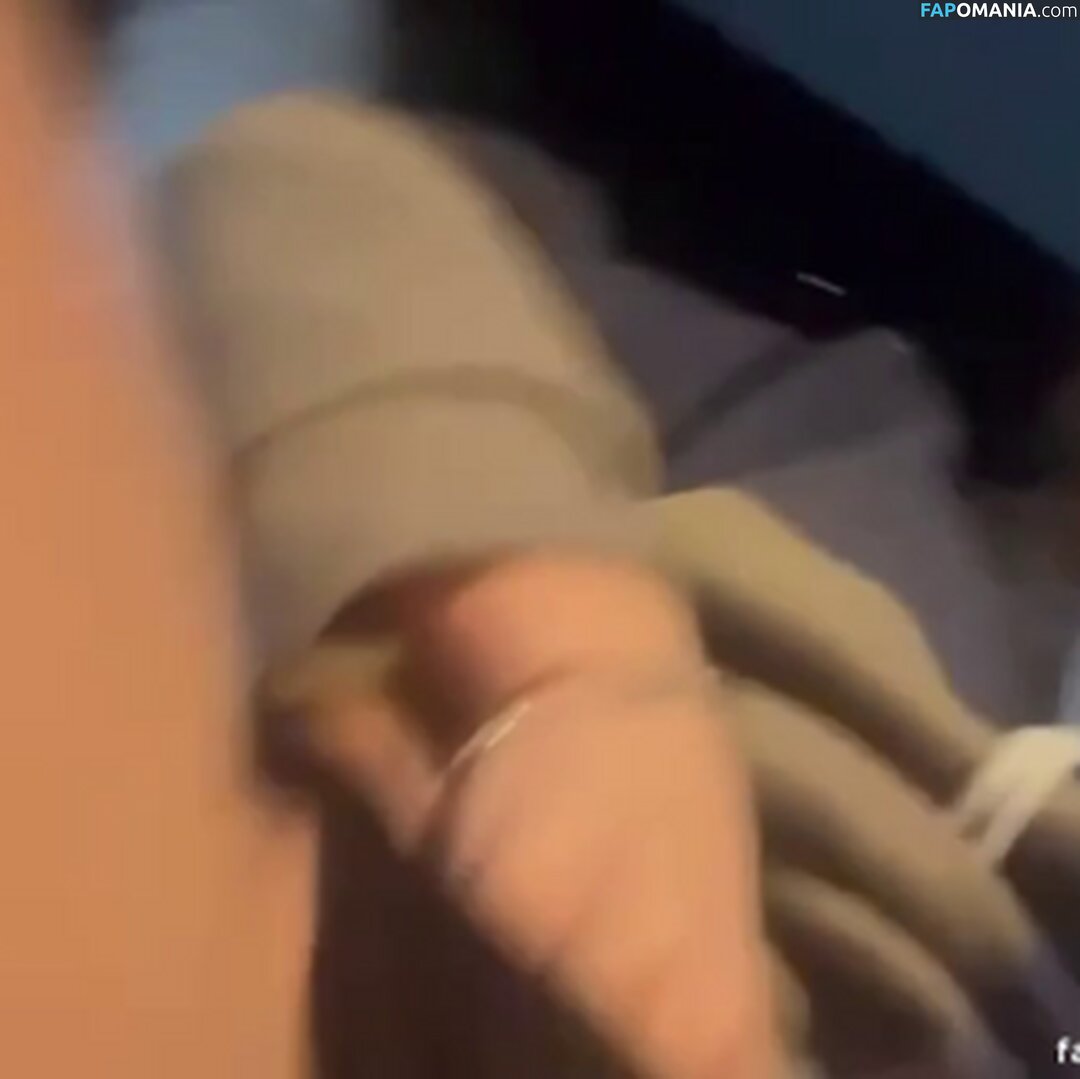 Annaloredanabron Nago OnlyFans  Przeciekłe zdjęcie #1