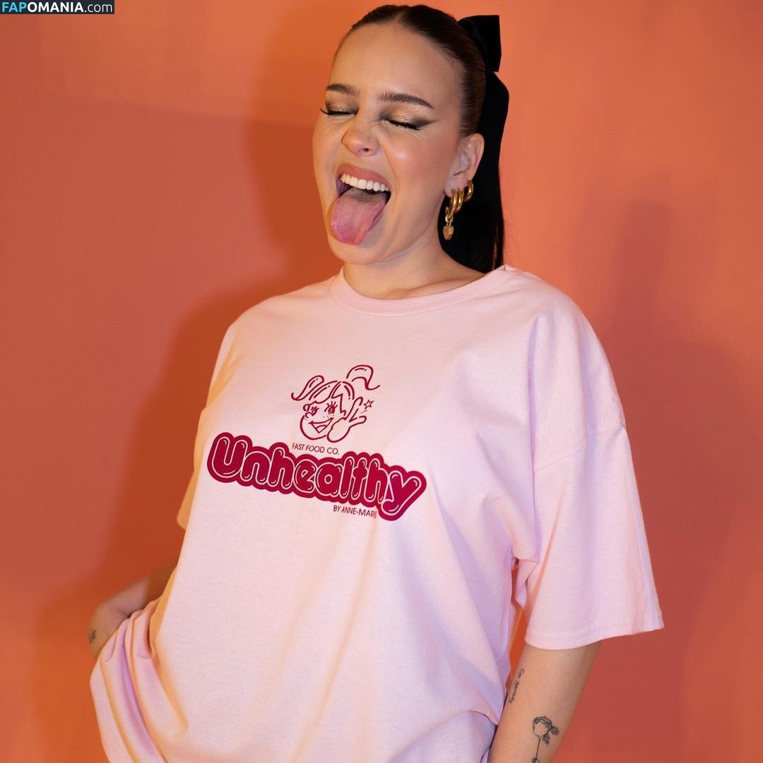 Anne-Marie Nago OnlyFans  Przeciekłe zdjęcie #11