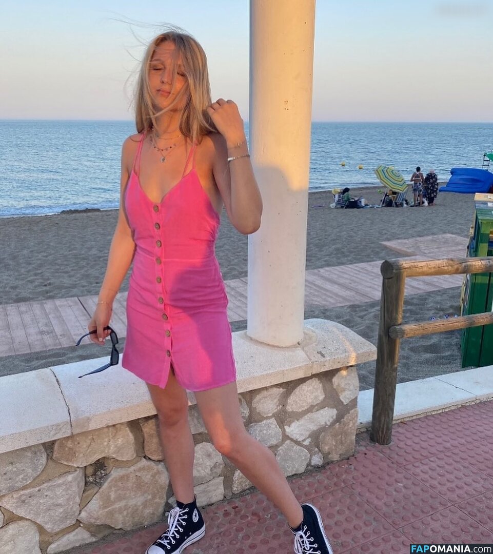 Annkatrin Waerder (ankiwadr) Nago OnlyFans  Przeciekłe zdjęcie #9