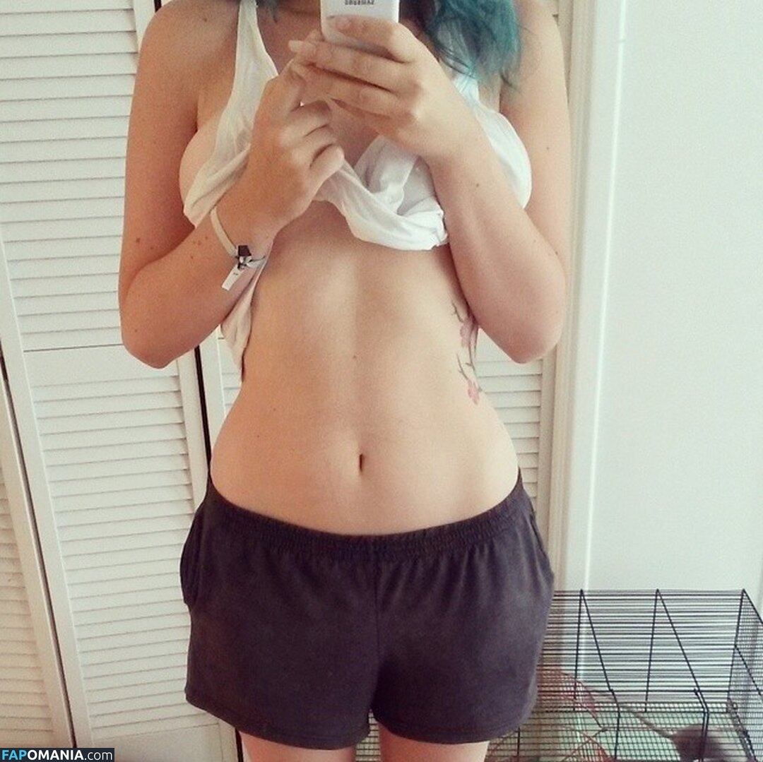 Antastesia Nago OnlyFans  Przeciekłe zdjęcie #1