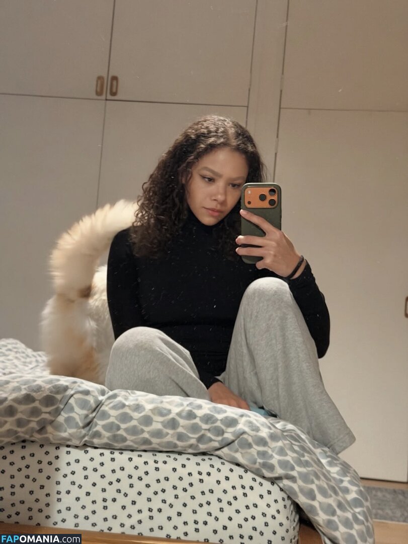 Antonia Gentry / _antoniagentry_ / https: Nago OnlyFans  Przeciekłe zdjęcie #1