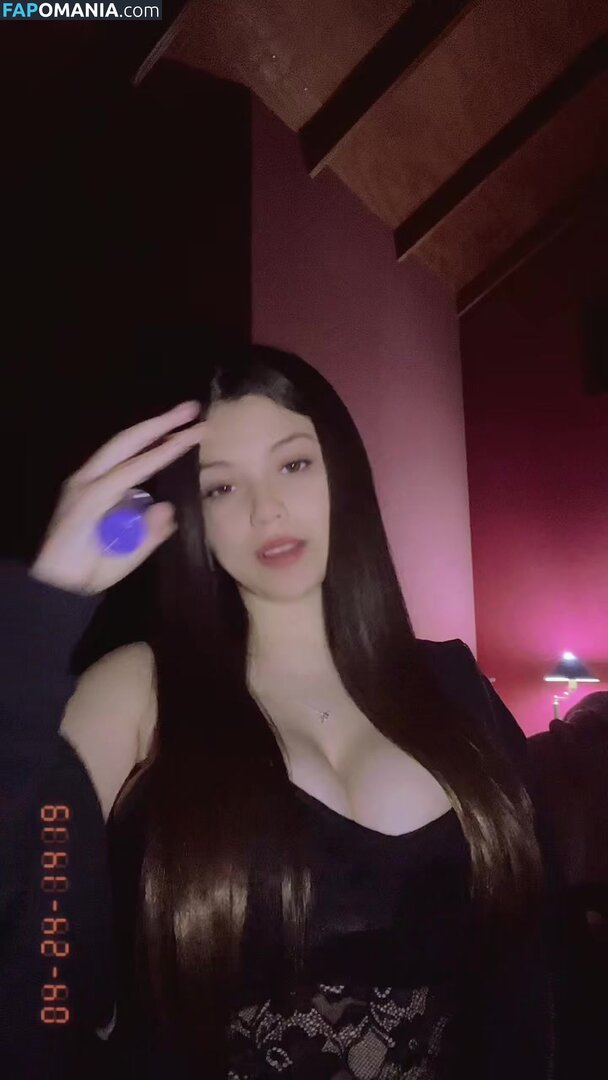 antoniia.blessed / https: Nago OnlyFans  Przeciekłe zdjęcie #2