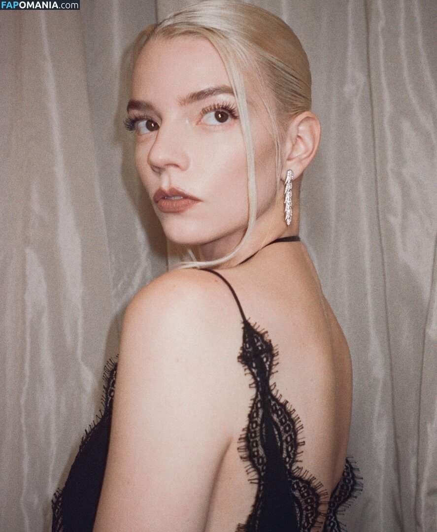 Anya Taylor-Joy / anyataylorjoy / taylorjoyvip Nago OnlyFans  Przeciekłe zdjęcie #2115