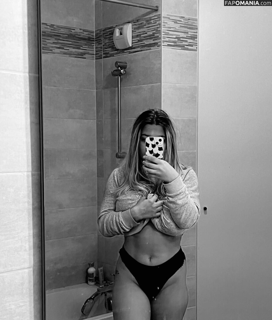 Apoline Perret / apolineprrt / shaniaperrett Nago OnlyFans  Przeciekłe zdjęcie #2