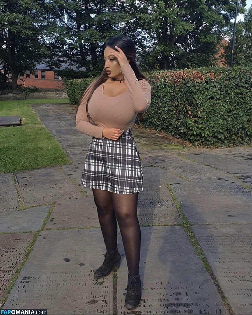aqsaghafoorx Nago OnlyFans  Przeciekłe zdjęcie #3