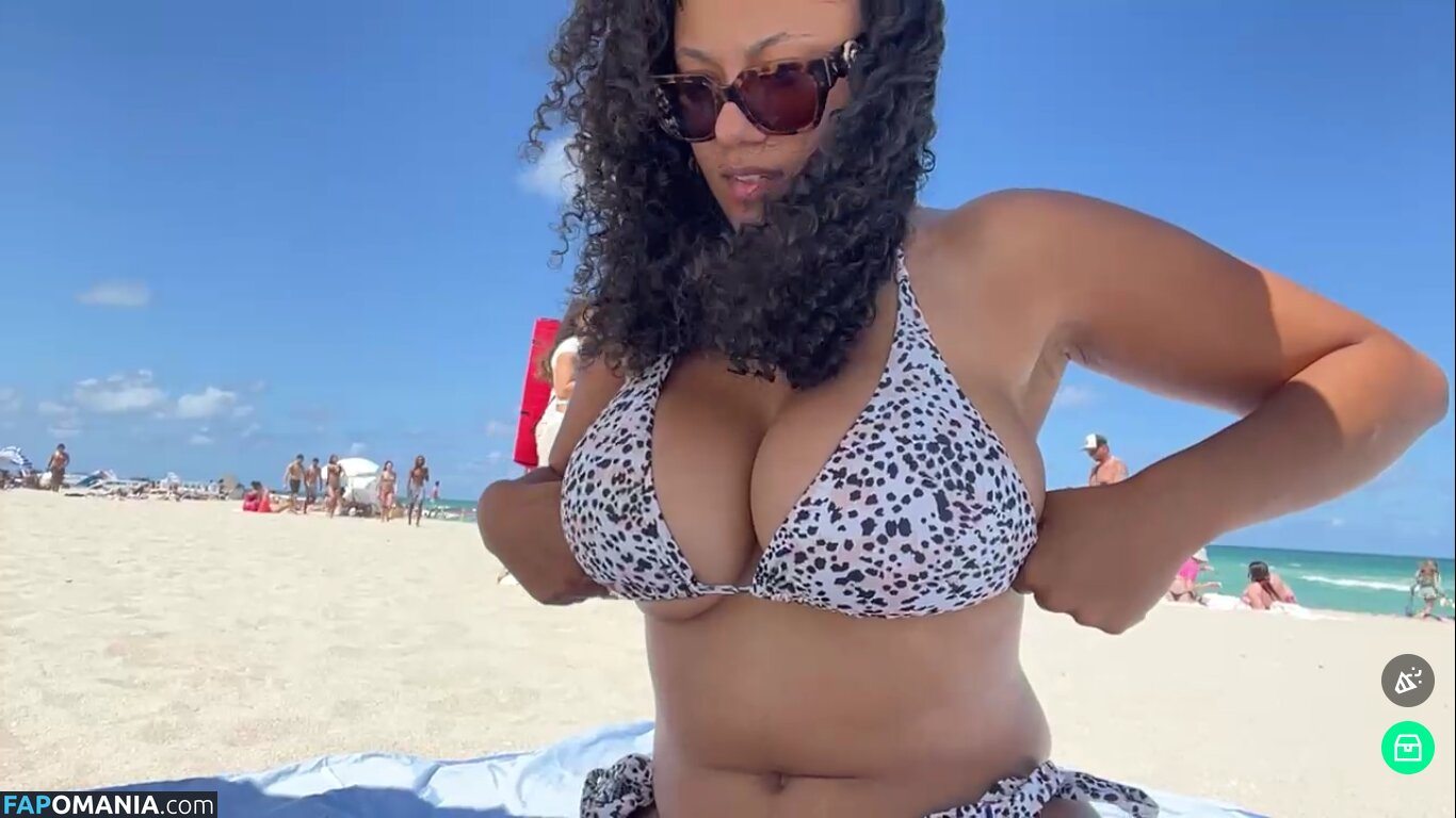 _ari.v / myalteregovira / viramyalterego Nago OnlyFans  Przeciekłe zdjęcie #4