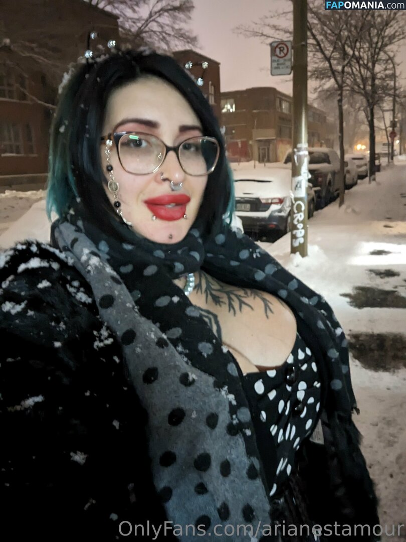 Ariane Saint Amour / ariane_st.amour / arianestamour Nago OnlyFans  Przeciekłe zdjęcie #6