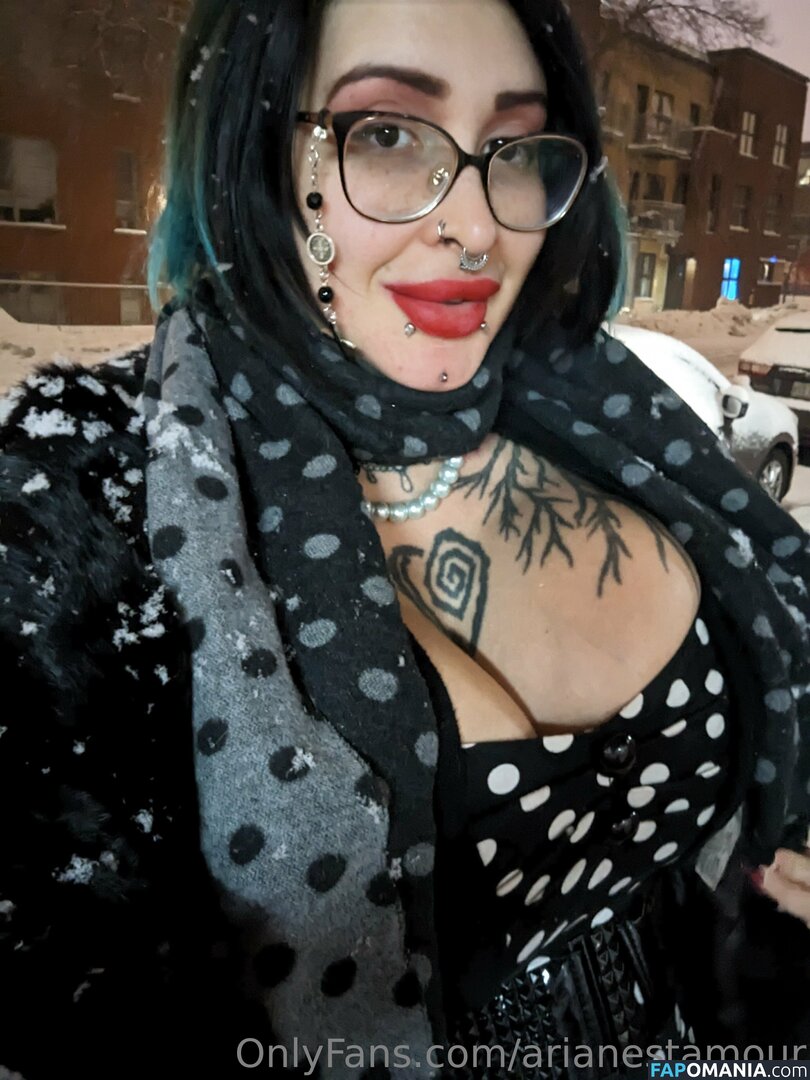 Ariane Saint Amour / ariane_st.amour / arianestamour Nago OnlyFans  Przeciekłe zdjęcie #9