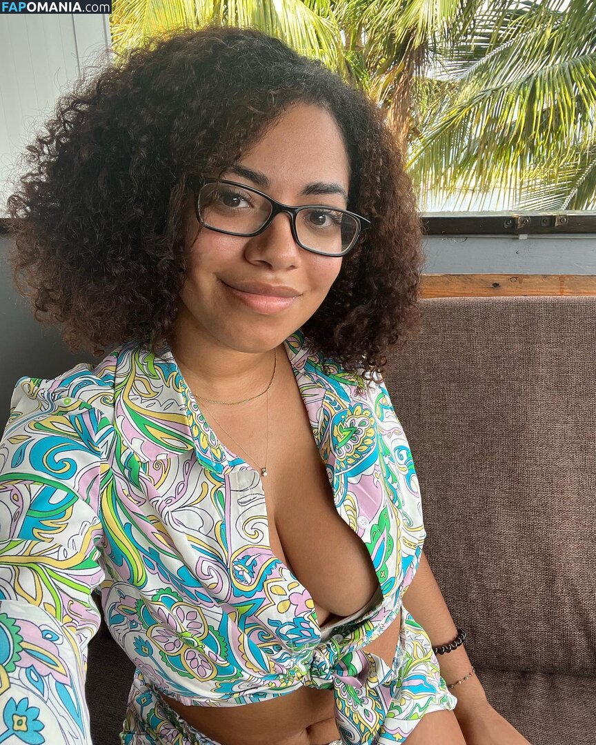 arietalia Nago OnlyFans  Przeciekłe zdjęcie #8