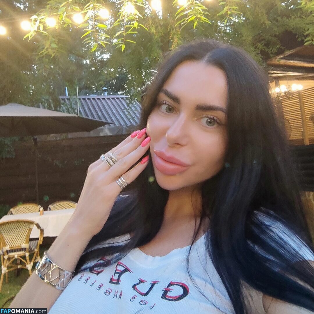 arish.lamborghini / arish_lamborghini Nago OnlyFans  Przeciekłe zdjęcie #1