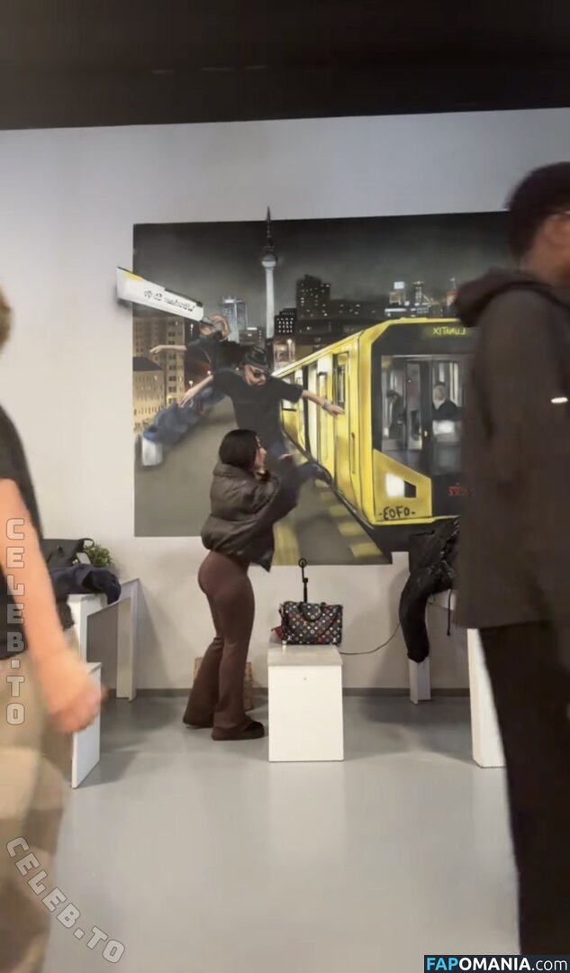 Asaliraniii Nago OnlyFans  Przeciekłe zdjęcie #26