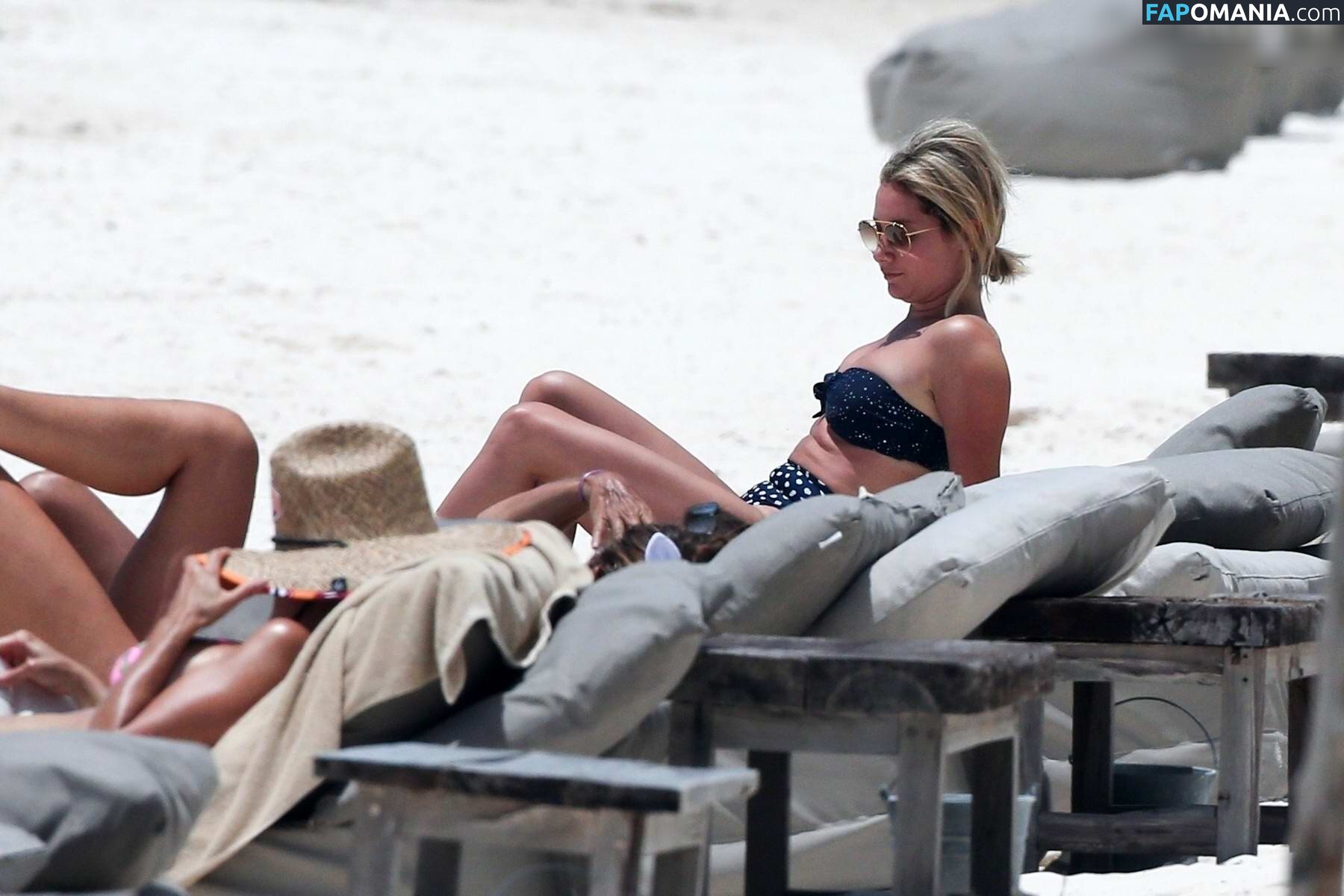 Ashley Tisdale / ashleytisdale Nago OnlyFans  Przeciekłe zdjęcie #4