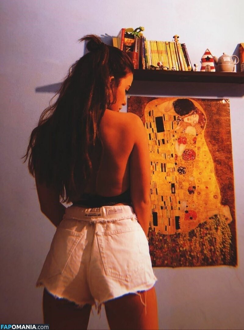 Asia B. Nago OnlyFans  Przeciekłe zdjęcie #1