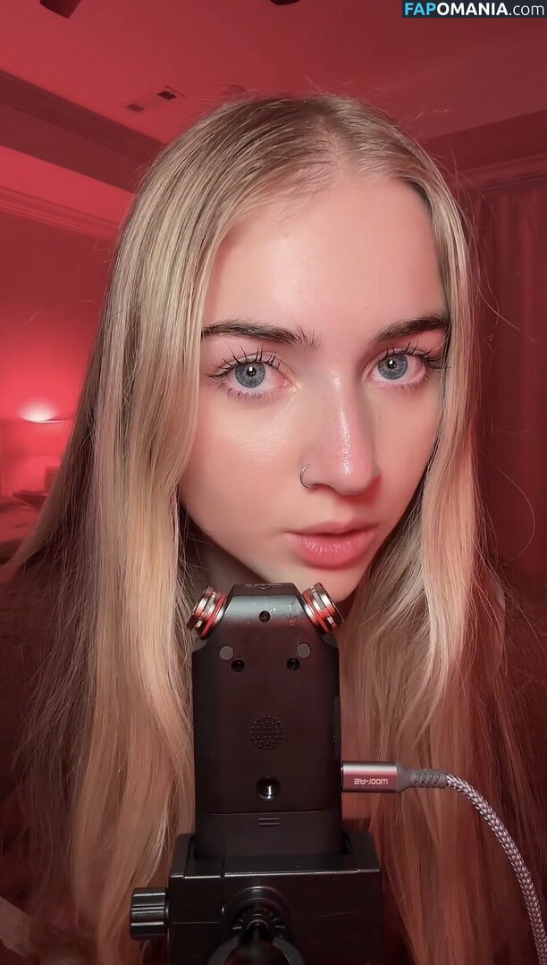 ASMR Berlin / berlinbeck Nago OnlyFans  Przeciekłe zdjęcie #2