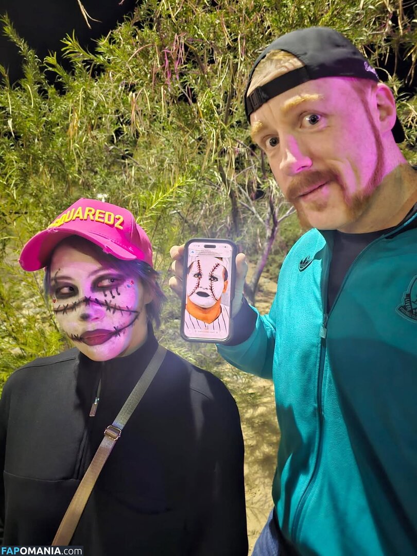 Asuka WWE / https: / wwe_asuka Nago OnlyFans  Przeciekłe zdjęcie #4