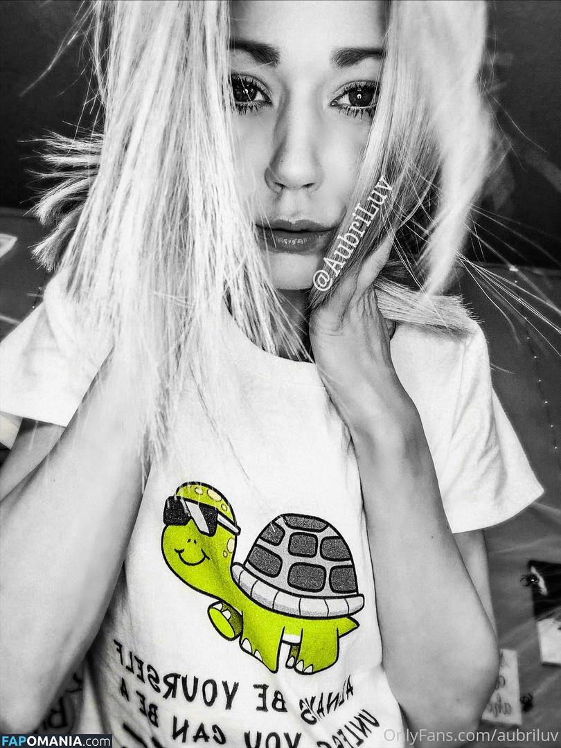 Aubriluv / aubrilove_ Nago OnlyFans  Przeciekłe zdjęcie #19