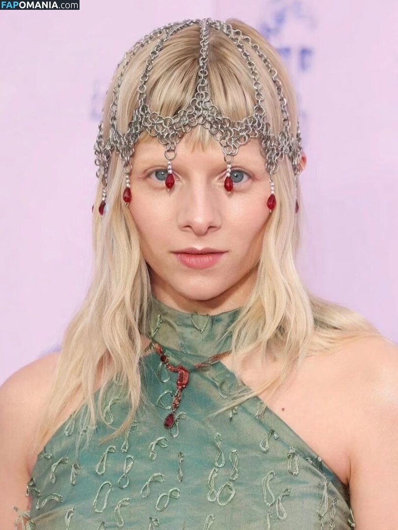 Aurora Aksnes / auroramusic / singer Nago OnlyFans  Przeciekłe zdjęcie #266