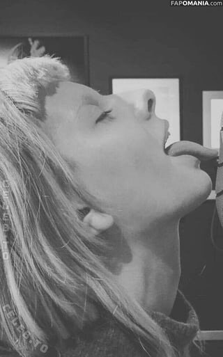 Aurora Aksnes / auroramusic / singer Nago OnlyFans  Przeciekłe zdjęcie #273
